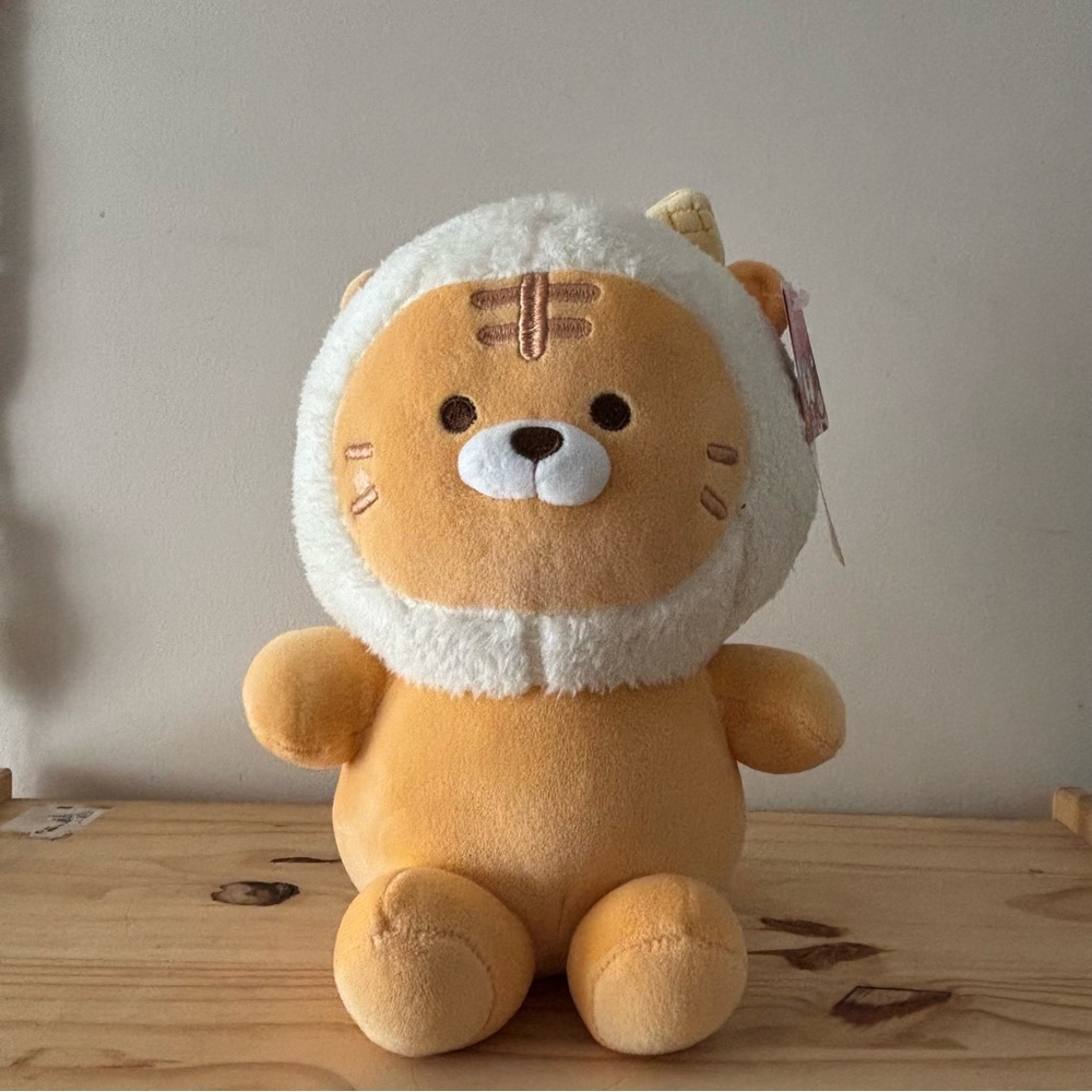 Plush Lion Stuffed Toy - Cream & Tan Plush for Kids